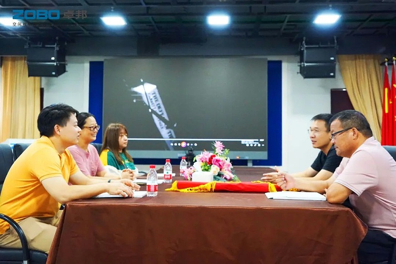 2ZOBO91免费在线APP捐贈設備支持殘聯事業丨一麵錦旗+一封接收函=弘揚大愛 履行企業社會責任